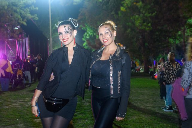 Virgina Armendáris y Luciana Bregani