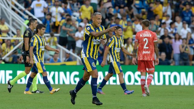 Central arrancó el torneo con el pie derecho, ante Argentinos Juniors, y el gol de la victoria fue obra de Candia.