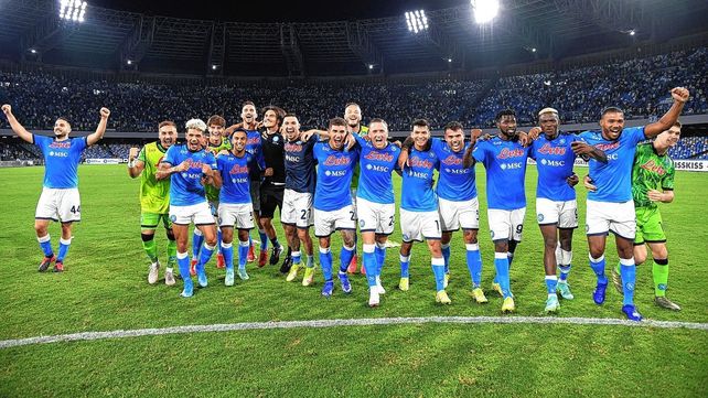 Napoli es puntero del Calcio tras derrotar a Juventus