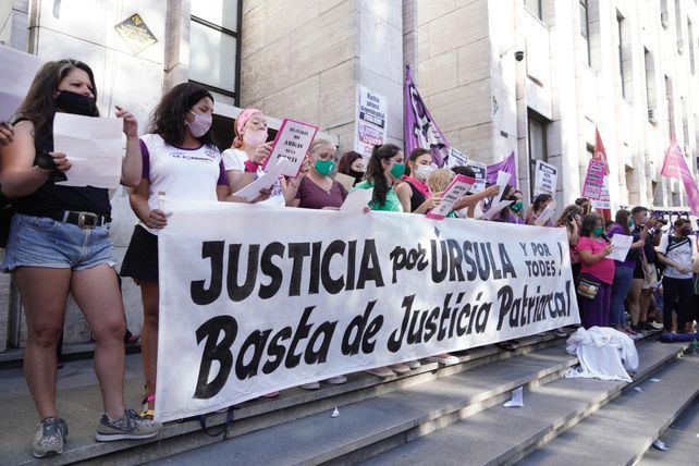 Rosario se movilizó en memoria de Ursula Bahillo y en reclamo de Justicia