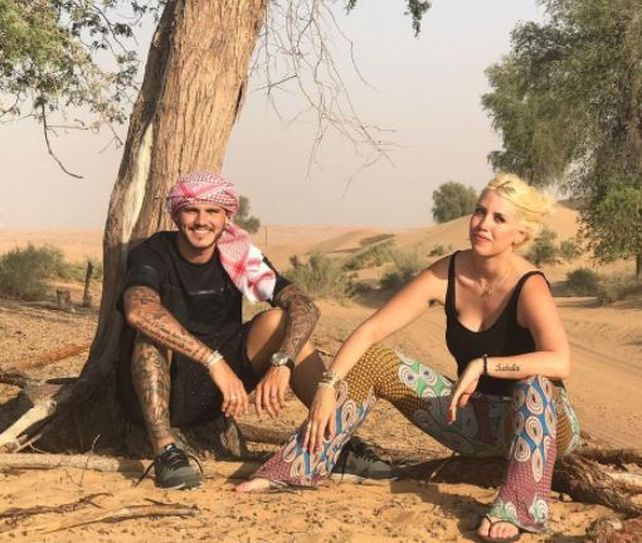 Las románticas postales de Wanda y Mauro Icardi que pasaron la noche en el desierto