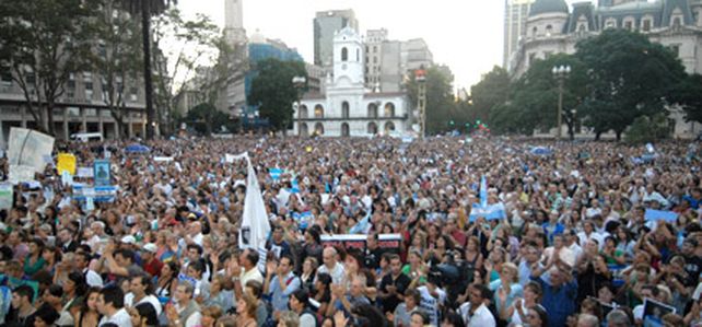 En varias ciudades del pa&iacute;s se pidi&oacute; al gobierno protecci&oacute;n contra el delito