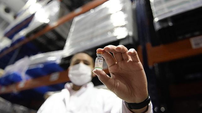El martes habían llegado las primeras 37.800 de vacunas Sinopharm a la provincia. 