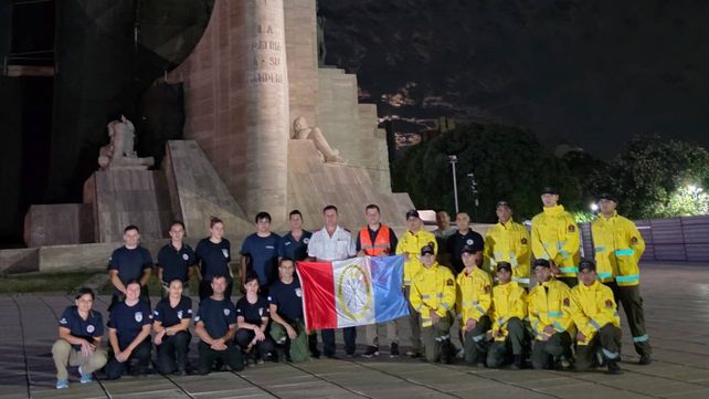 Los brigadistas de Santa Fe se preparan para combatir los incendios en el sur