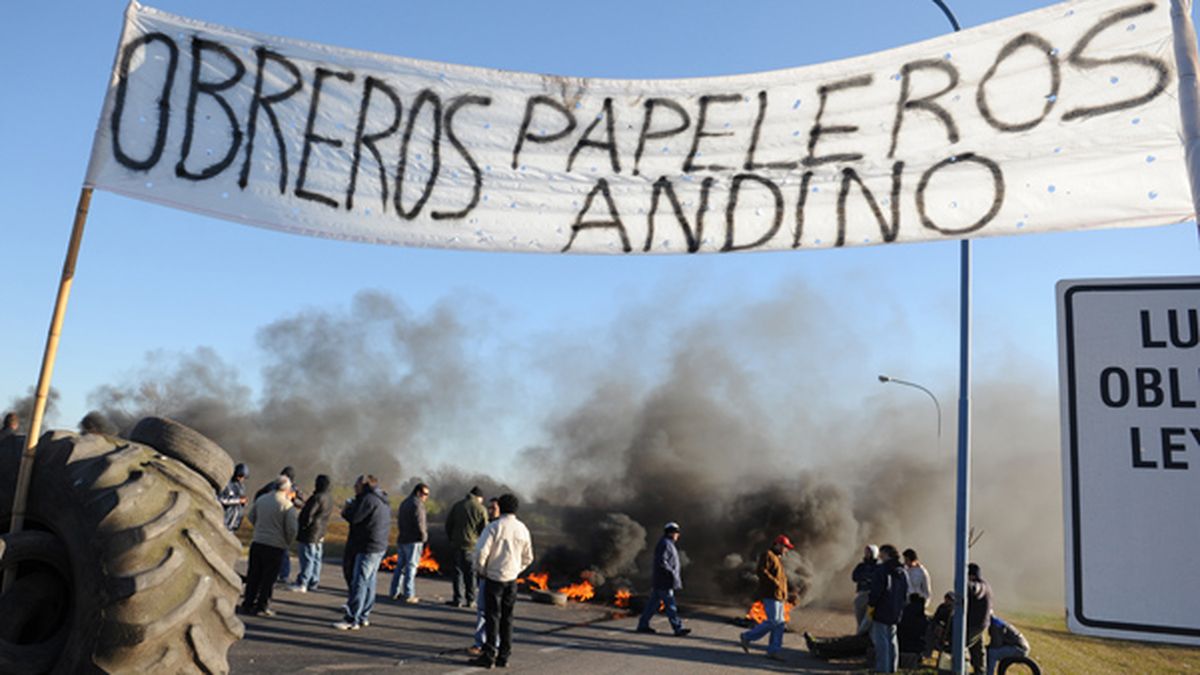Andino: trabajadores asumen la conducción de la papelera