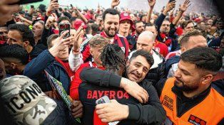 Bayer Leverkussen vapuleó a Werder Bremer y se coronó campeón e invicto en la Bundesliga.