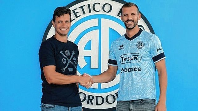 Novaretti sonó en Colón, pero renovó contrato con Belgrano