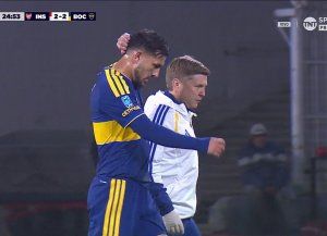 Qué le pasó a Paredes: entró un rato, salió lesionado en Boca y esta descartado para el martes