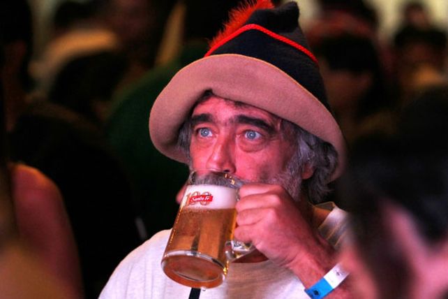 Música, bailes y comidas típicas, protagonistas de la fiesta de Cerveza Santa Fe