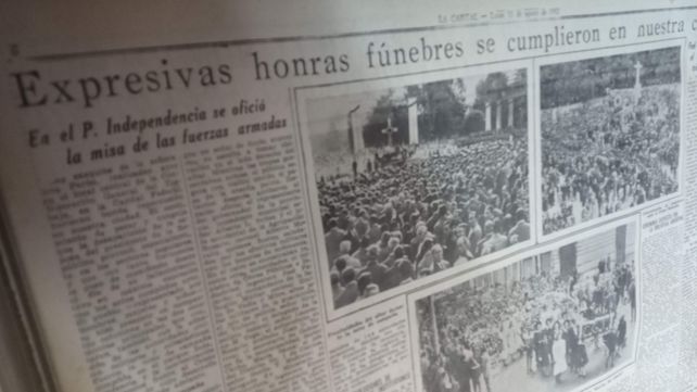 La Capital ofrece el 10 de agosto de 1952 una gran cobertura de los actos en homenaje a Eva Perón.
