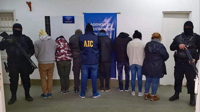 Parte de los detenidos en los 34 allanamientos realizados el sábado 11 de julio de 2.020.