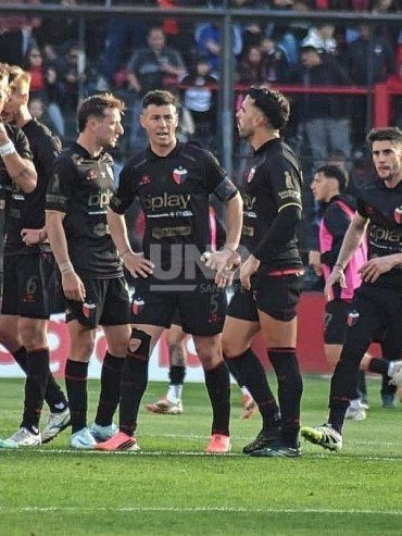 Así quedó Colón en la tabla de la zona A luego del traspié en Santa Fe ante Morón
