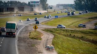 Tierra de nadie: la autopista a Córdoba tiene más de 11 accesos ilegales entre Rosario y Roldán