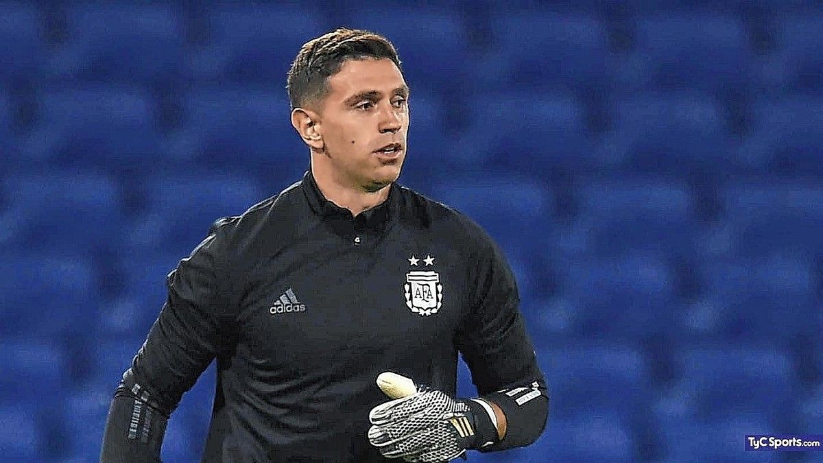 Selección Argentina: Emiliano Martínez iría al arco