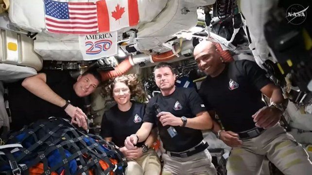 La tripulación de Artemis II compartirá sus observaciones con el equipo científico lunar este martes