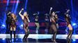 con trajes transparentes, las chicas de bandana bailaron en el programa de susana