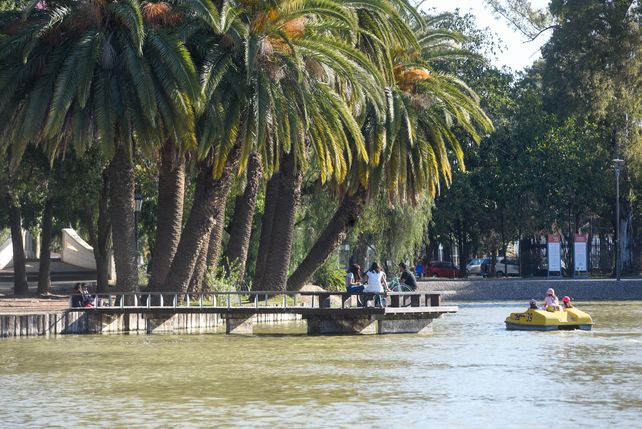El parque Independencia es un lugar turístico y recreativo donde miles de personas van a pasar el día en familia