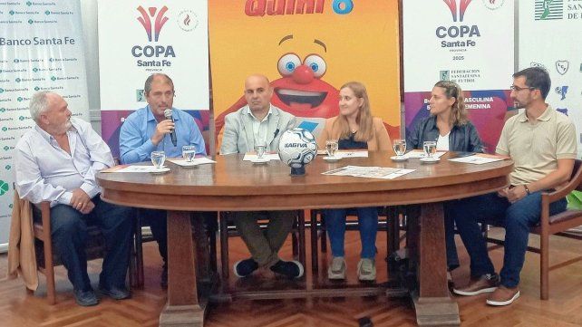 Se presentó la Copa Santa Fe de fútbol en la ciudad de Esperanza.