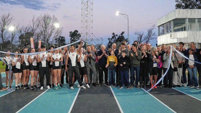 Juegos Suramericanos quedó inaugurada la nueva pista de atletismo del CARD.