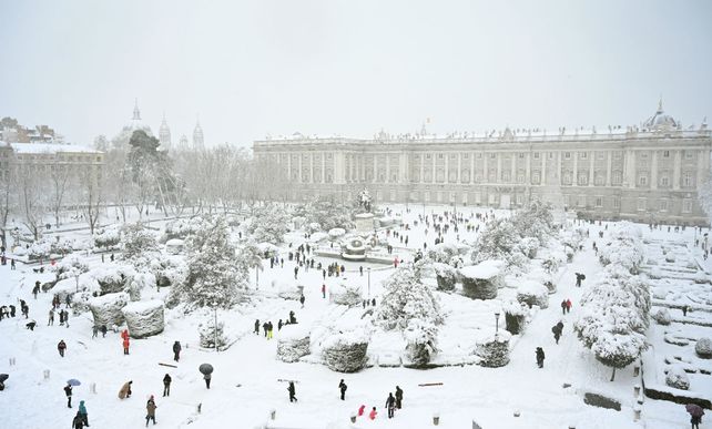 El temporal de nieve Filomena azota al centro del país ibérico.