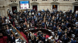 El oficialismo consiguió quorum y se desarrolla una maratónica sesión en Diputados