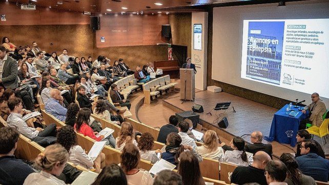Hospital Garrahan distinguió a neurólogo entrerriano