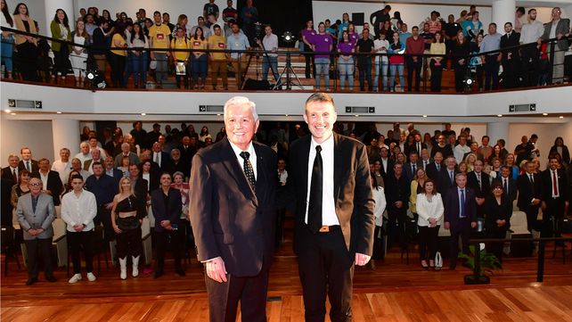 La Uader distinguió al empresario Héctor Motta como Doctor Honoris Causa