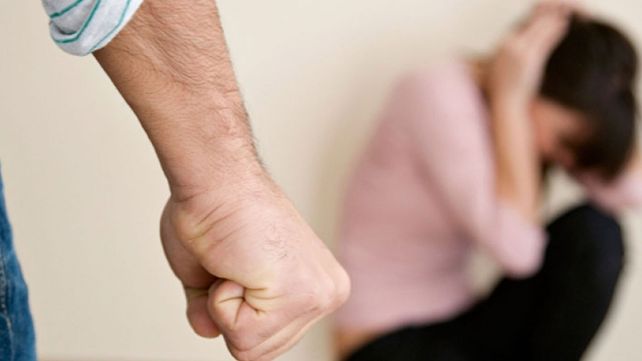 Recreo: detienen a un hombre que atacó a sus hijas menores y a su mujer