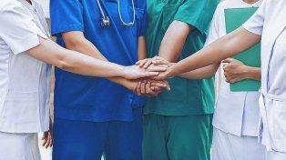 Los trabajadores de la sanidad realizan una labor esencial