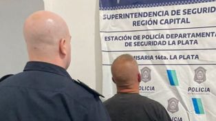 Quiso ingresar marihuana oculta en un sándwich a una comisaría y quedó detenido