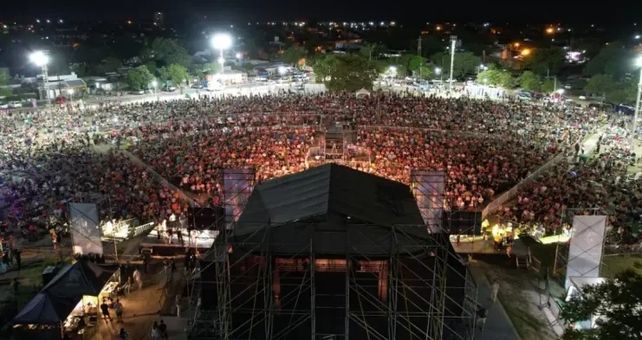 El Festival del Jaaukanigás se trata de una fiesta de música y danzas populares