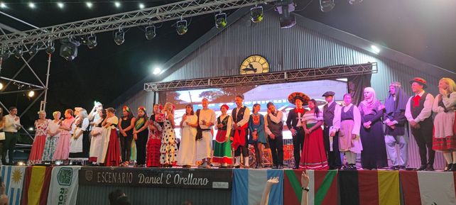 De los festejos participaron representantes de Argentina