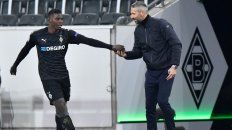 El suizo Breel Embolo fue respaldado por su club, que expuso al usuario que lo agredió en Instagram. El suizo Breel Embolo fue respaldado por su club, que expuso al usuario que lo agredió en Instagram.