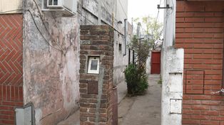 El pasillo de Savio al 2500 donde fueron acribillados Gaeta y su yerno en agosto pasado.