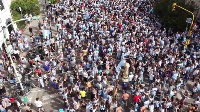 Los festejos en Bahía Blanca se vieron empañados por el accidente mortal.