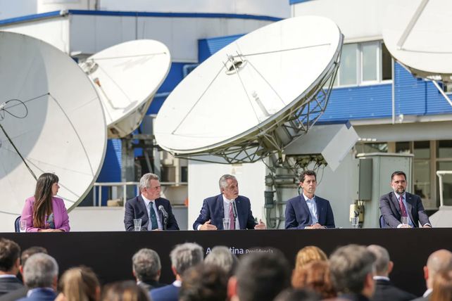 El presidente Alberto Fernández encabezó el lanzamiento del programa federal “Mi Pueblo Conectado” desde la localidad bonaerense de Benavídez.