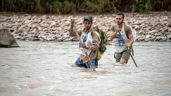 Censo 2022: cruzar a pie el Bermejo para censar a un hombre que vive en la selva