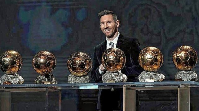 Messi regresa a París con favoritismo para ganar su octavo Balón de Oro