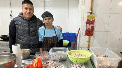 Platos ancestrales de Perú en mesas paranaenses
