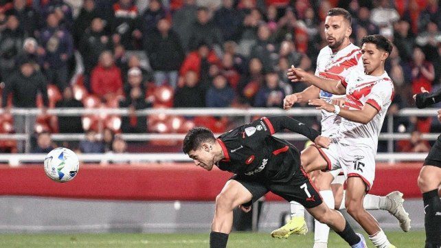 Independiente con una goleada ante Nacional Potosí se metió en los octavos de final de la Copa Sudamericana. Independiente con una goleada ante Nacional Potosí se metió en los octavos de final de la Copa Sudamericana.