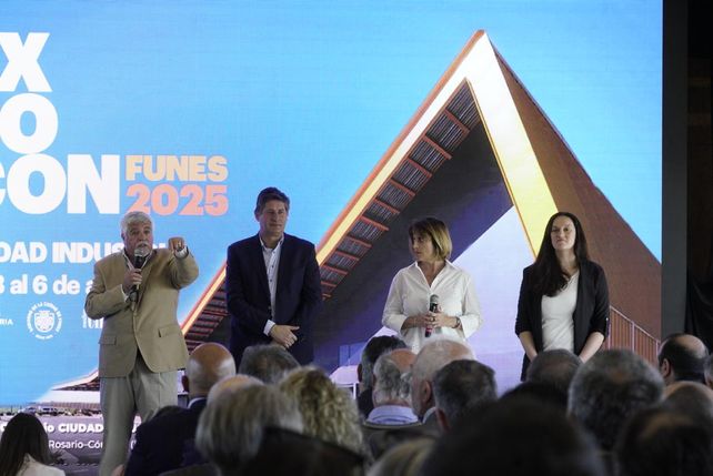 Roly Santacrocce: La obra pública y la industrialización