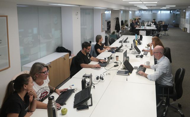 El Grupo emplea a 1.800 personas de forma directa y hay más de 10.000 productores - asesores en el país.