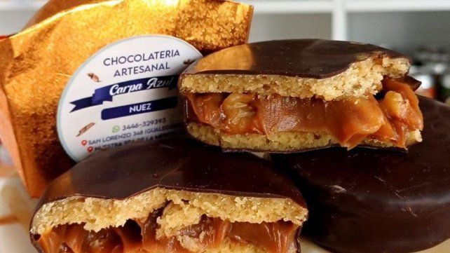 La medalla de oro al alfajor simple Carpa Azul de Pueblo Belgrano