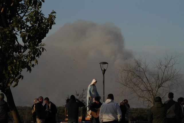 El humo de las quemas en las islas ubicadas frente a Rosario llegó este martes por la mañana a Buenos Aires.&nbsp;