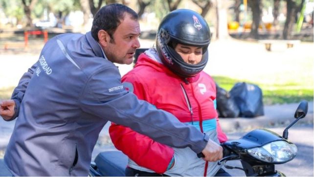 Santa Fe endurece el examen para obtener la licencia de motos: qué maniobras serán obligatorias