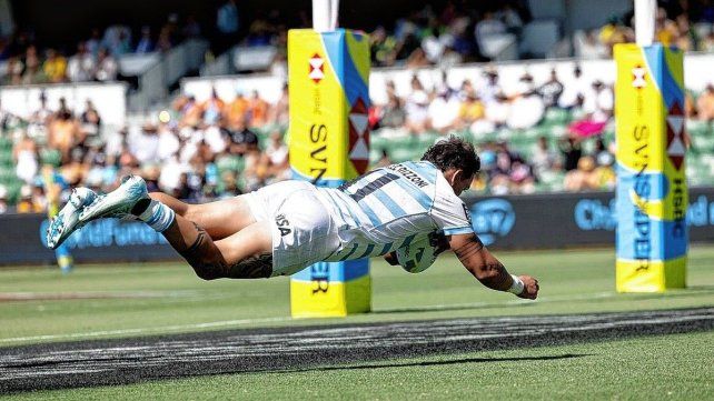 Los Pumas se consagraron campeones del Seven de Perth.