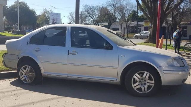 El VW Bora del gendarme Elorriaga apareció cuatro días después de la última vez que se supo sobre él en un camino rural.&nbsp;