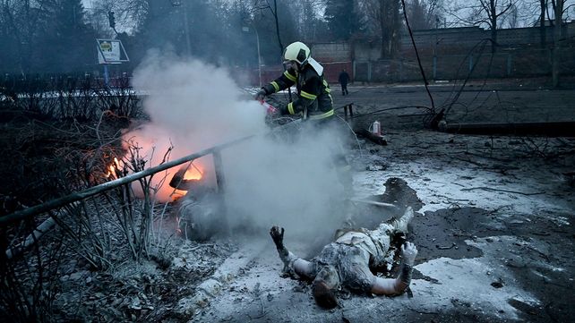 Ataques de Rusia golpean más zonas civiles de Ucrania