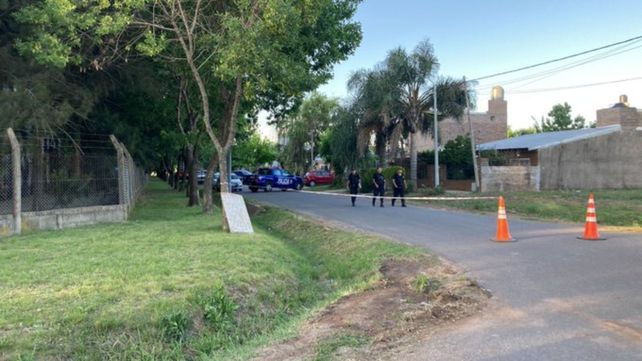 Los hombres fueron acribillados adentro de un auto en la zona de Nicaragua y Schork. 