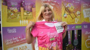 Los participantes locales del Maratón de Reyes retiraron su kits.